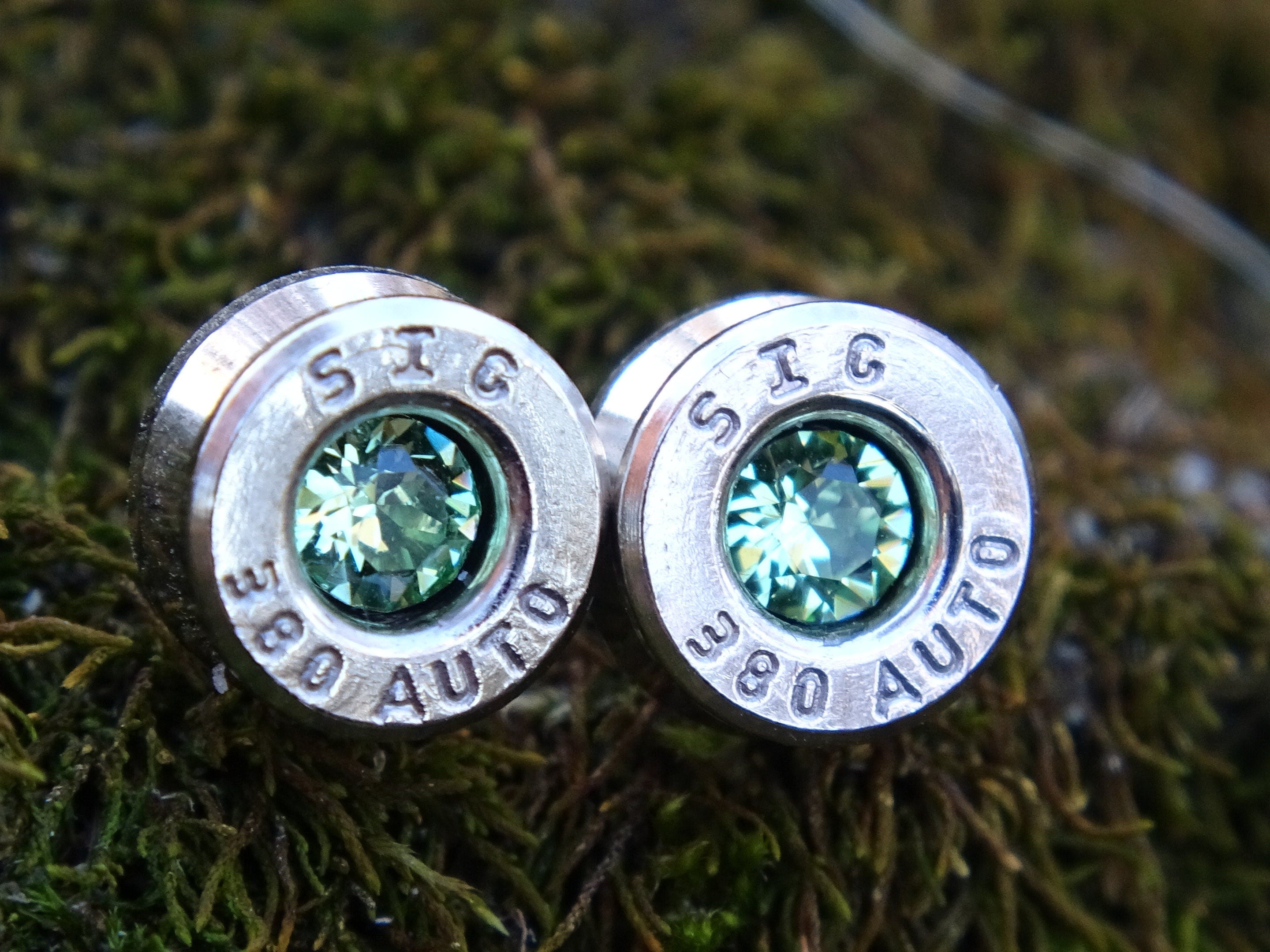 Bullet earring 380 auto Peridot (etsy image id: 4354722385)