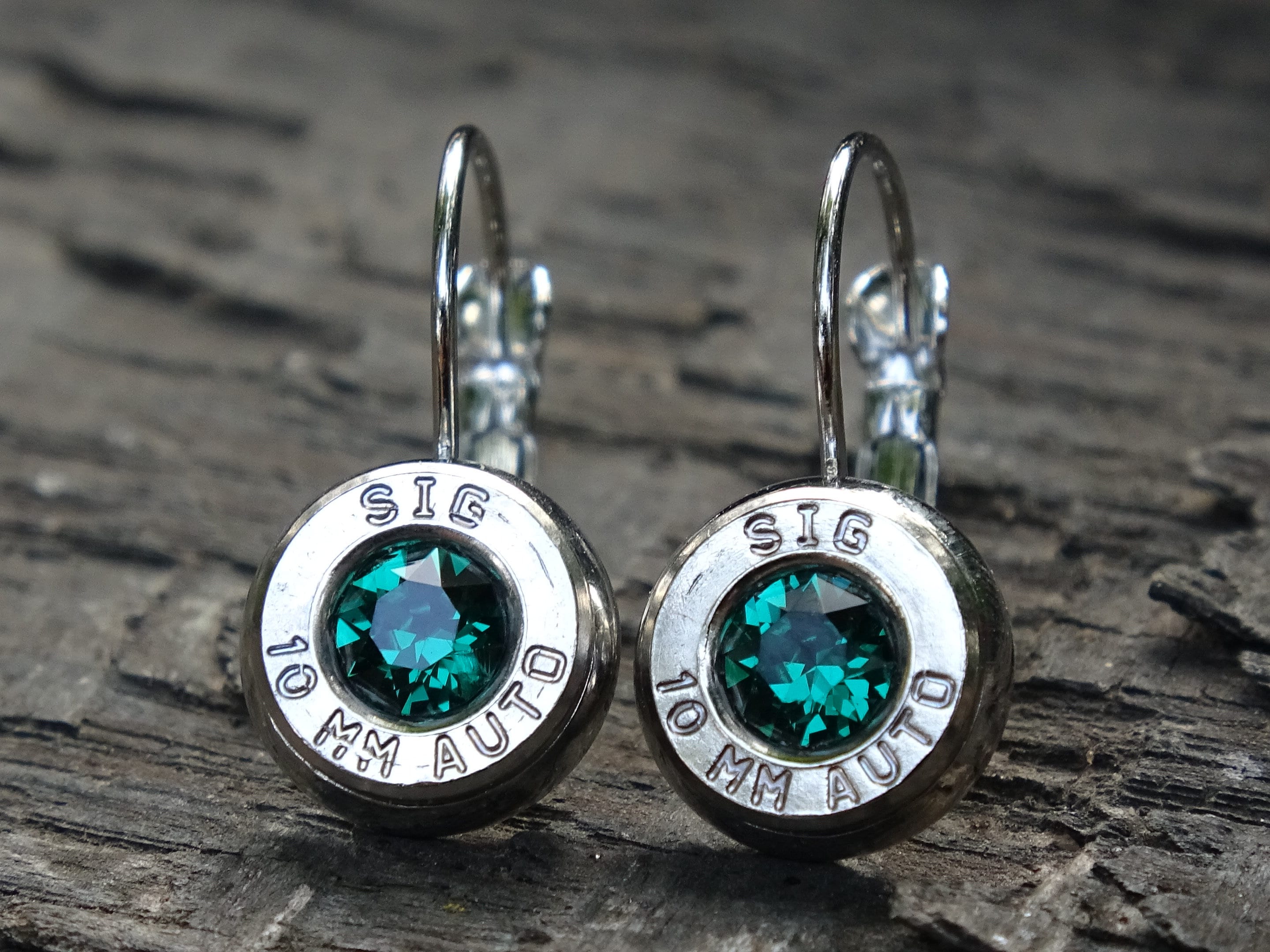 Lever back bullet earrings 10mm Emerald (etsy image id: 5105858220)