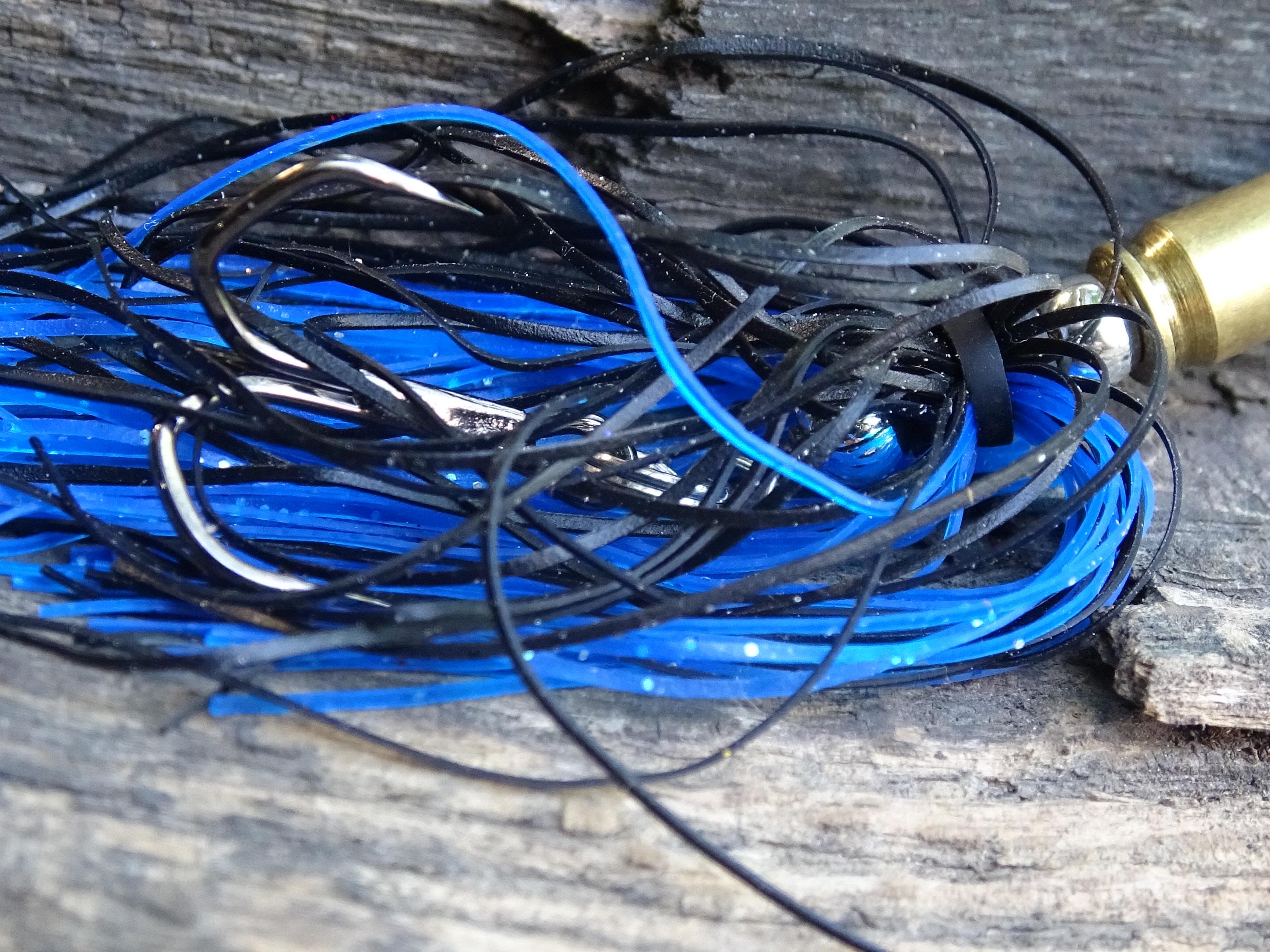 5.7 x 28 bullet bass fishing lure black blue __etsy:8121207003